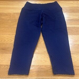 Booty by Brabants women’s blue capris legging size one size .